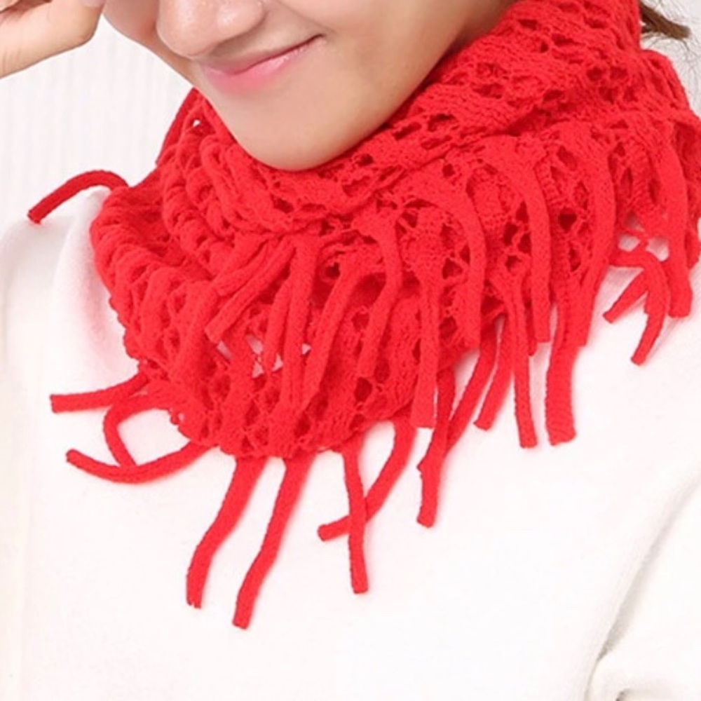 FRINGE SCARF